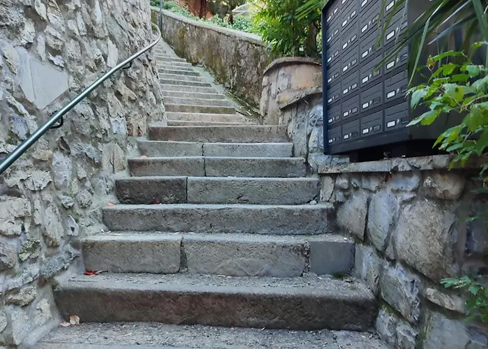 150 Steps To Heaven - By Myhomeincomo Daire