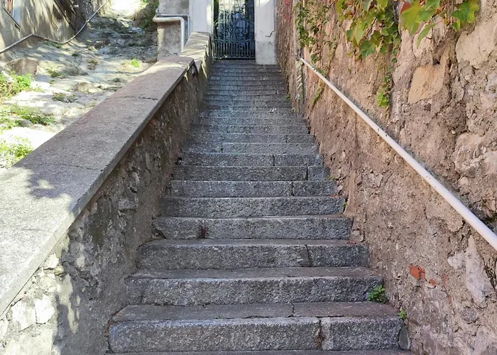 150 Steps To Heaven - By Myhomeincomo Daire Como
